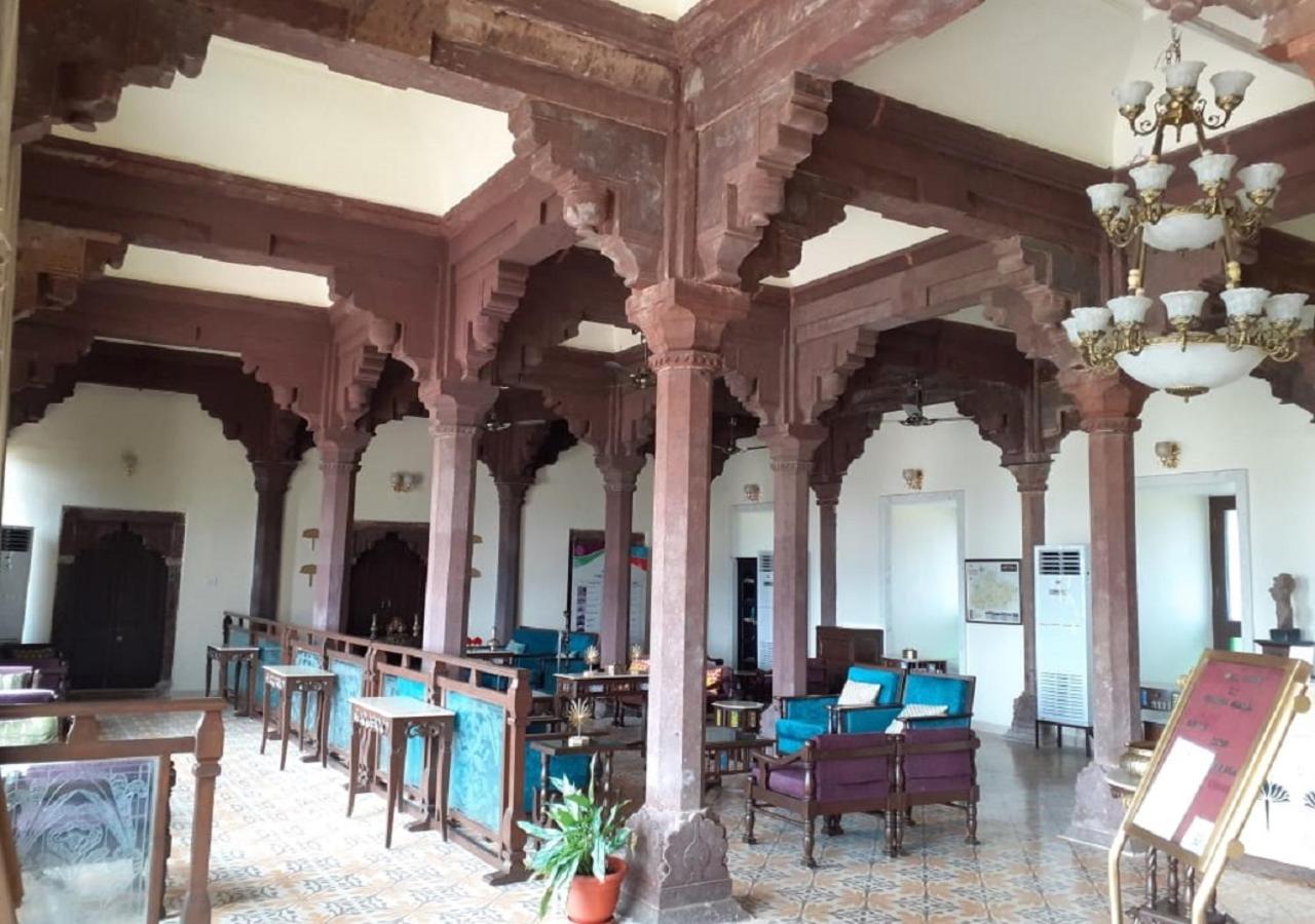 Mpt Sheesh Mahal, Orchha Hotel Luaran gambar