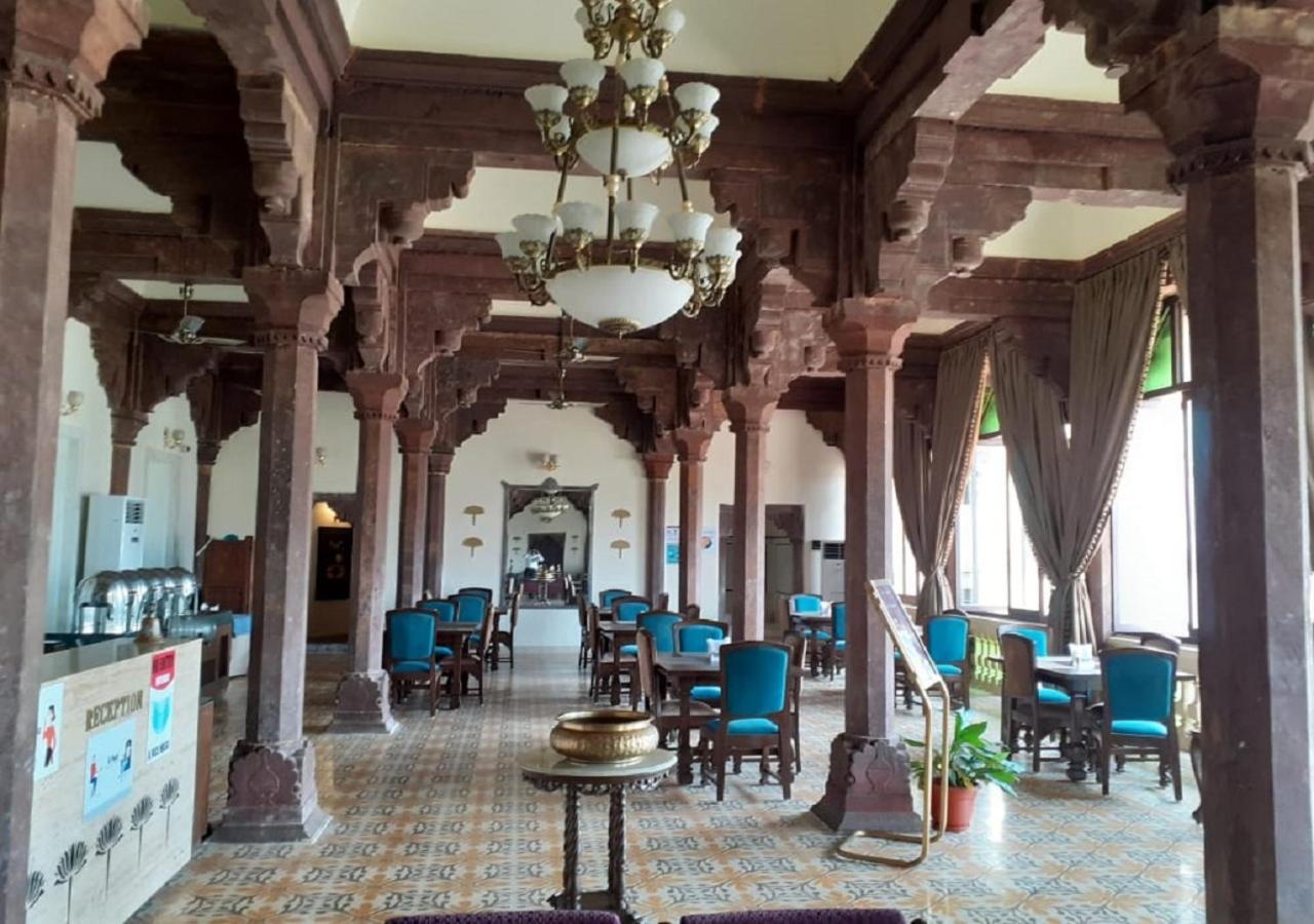 Mpt Sheesh Mahal, Orchha Hotel Luaran gambar