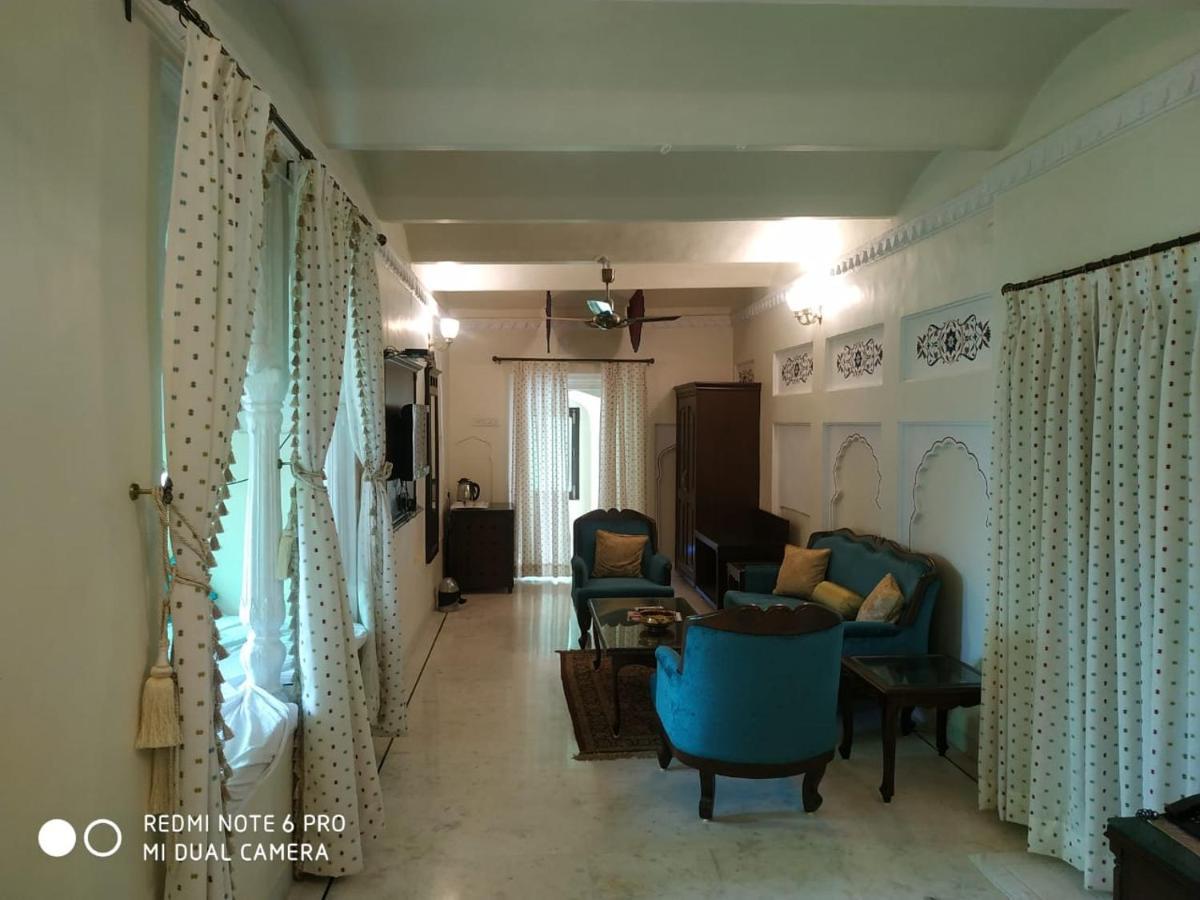 Mpt Sheesh Mahal, Orchha Hotel Luaran gambar