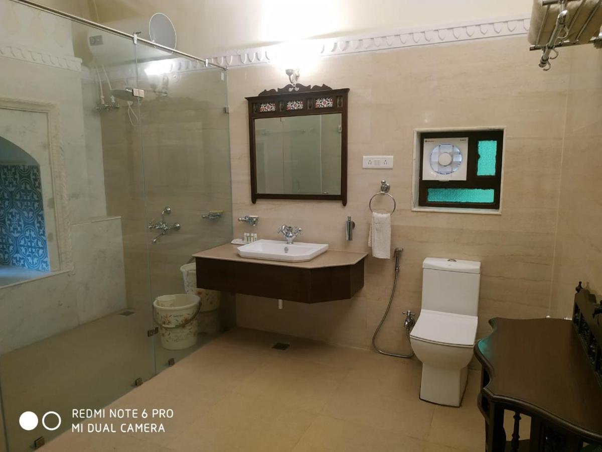Mpt Sheesh Mahal, Orchha Hotel Luaran gambar