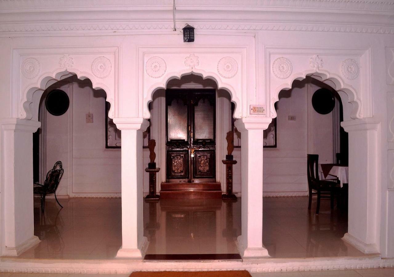 Mpt Sheesh Mahal, Orchha Hotel Luaran gambar